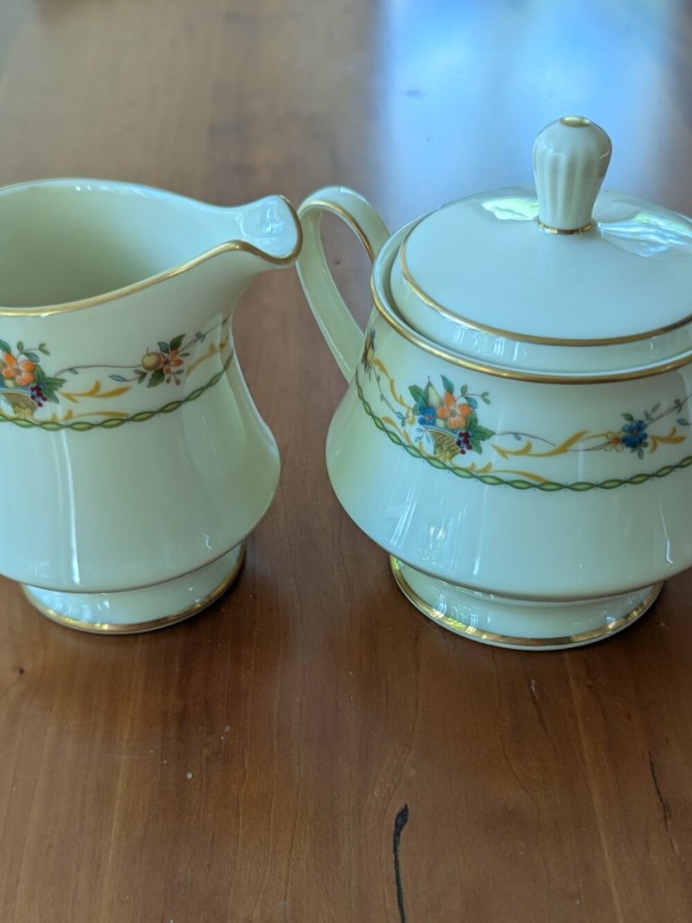 NORITAKE 8162 W83 NORMANDY FOOTED CREAMER & SUGAR BOWL